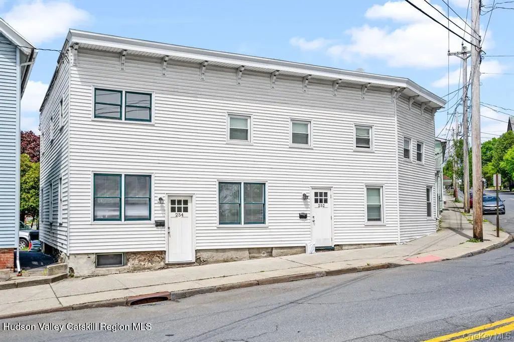 252-254 Partition Street, Saugerties