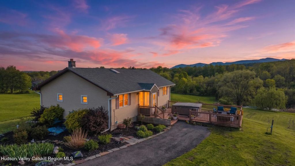 715 Embought Road, Catskill