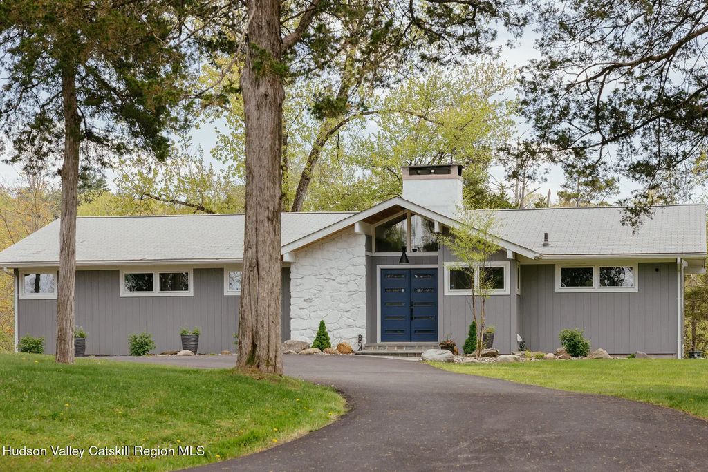 854 S Mill Road, Rhinebeck
