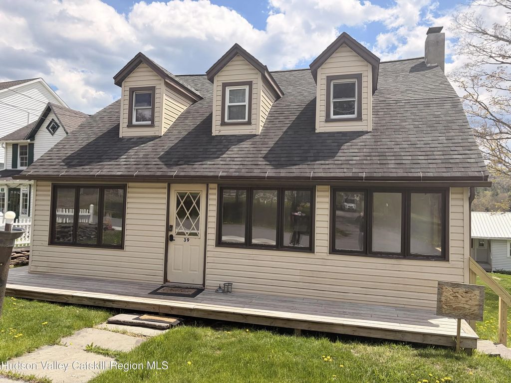 39 S Main Street, Tannersville