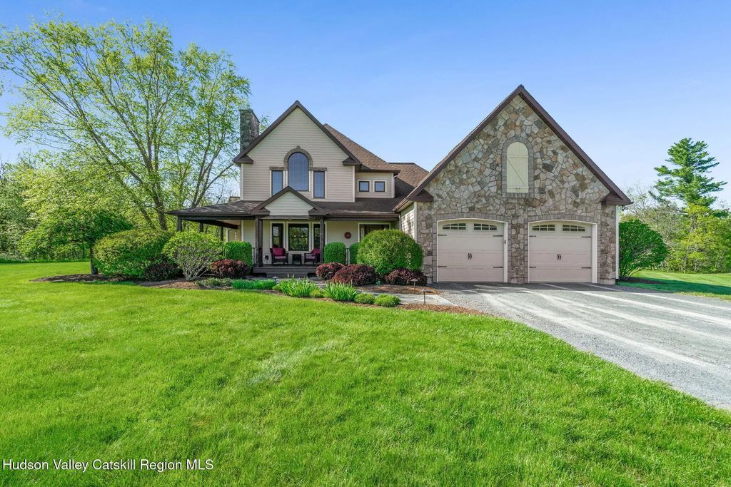 737 Muitzeskill Road, Schodack