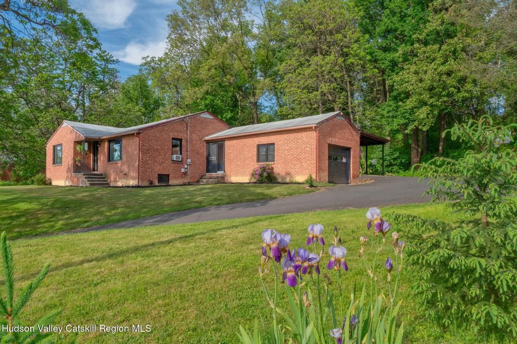391 Joys Lane, Hurley