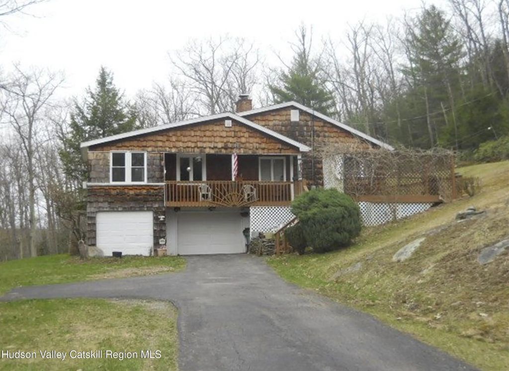 63 Otens Road, Ellenville