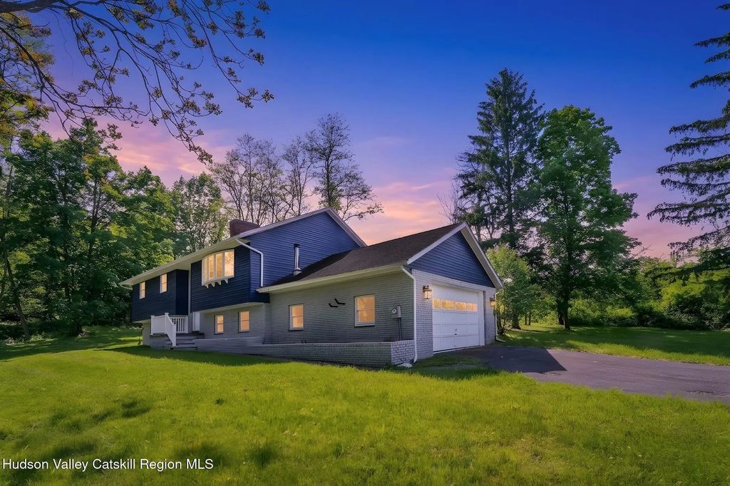 484 Dewitt Mills Road, Kingston