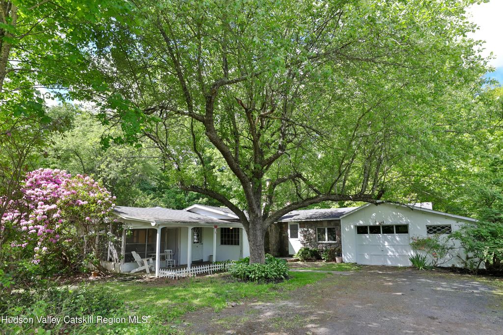 15 Highview Road, Phoenicia