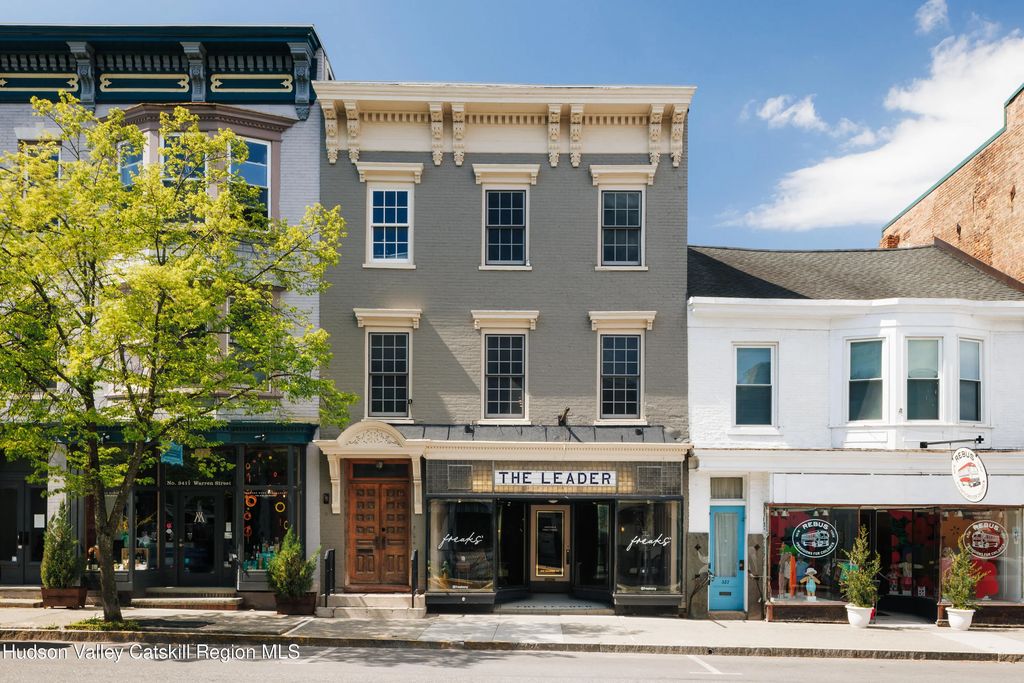 339 Warren Street, Hudson