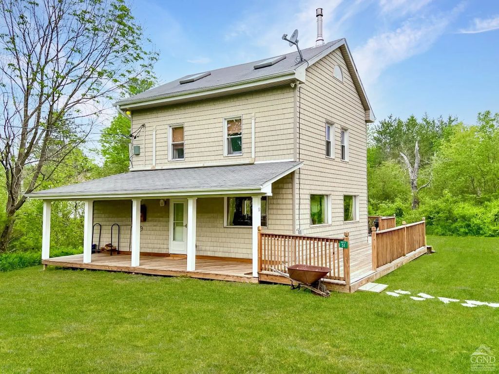 51 Grays Lane, Tannersville