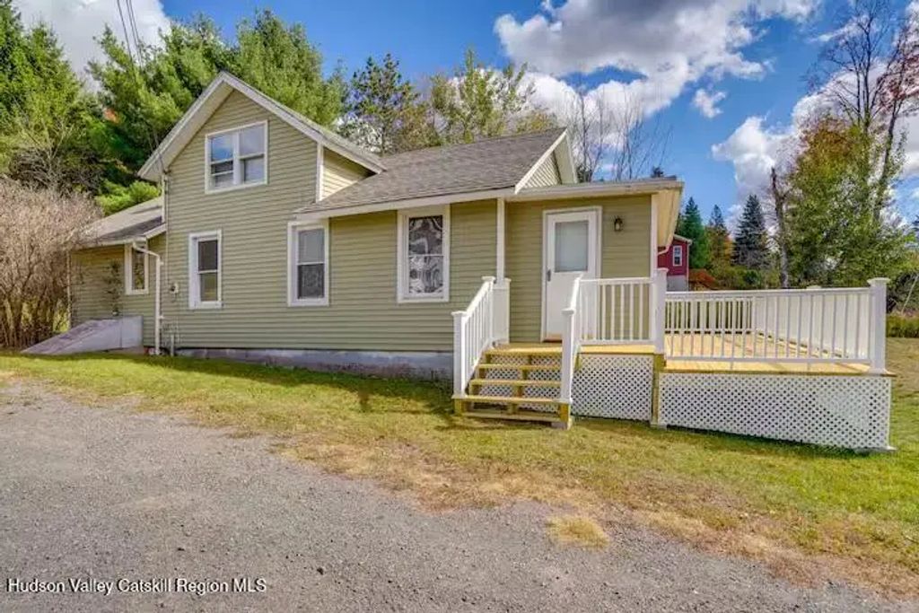 5044 Ny-23, Windham