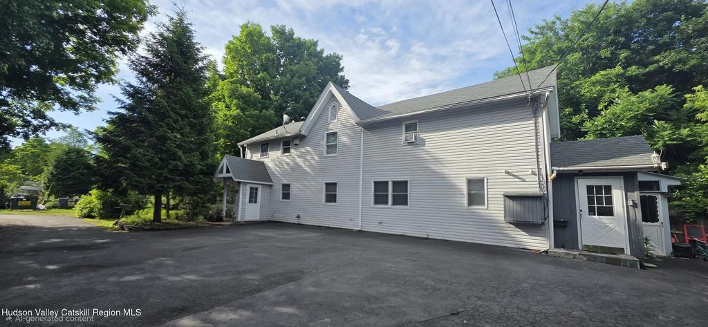 82-84 Ulster Avenue, Saugerties