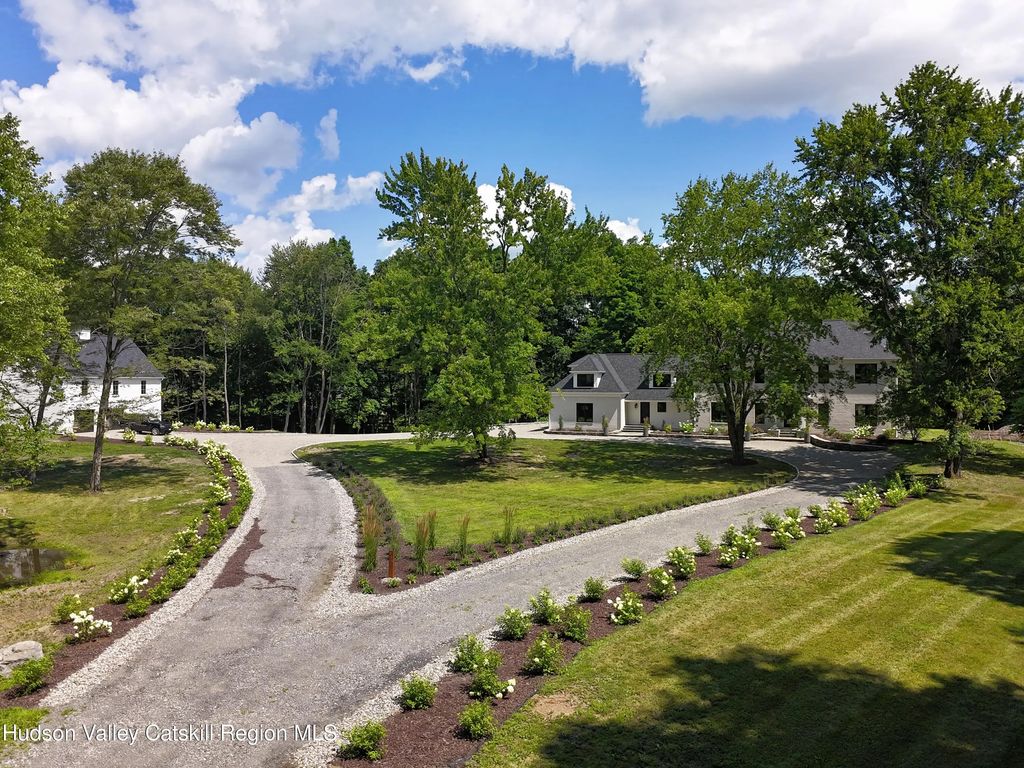 296-302 Stanford Road, Millbrook