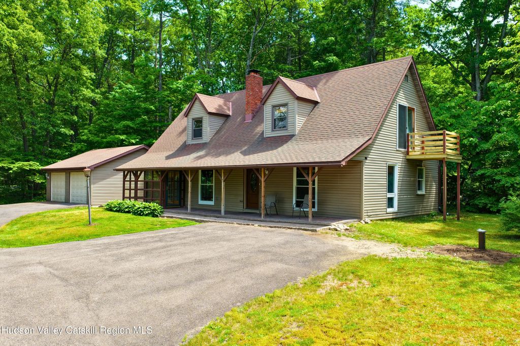 53 5 Mile Woods Road, Catskill
