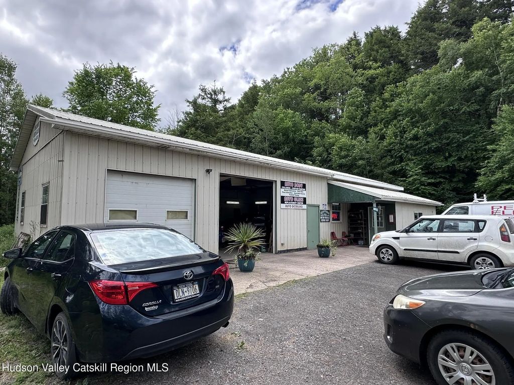 42368 State Highway 28, Arkville