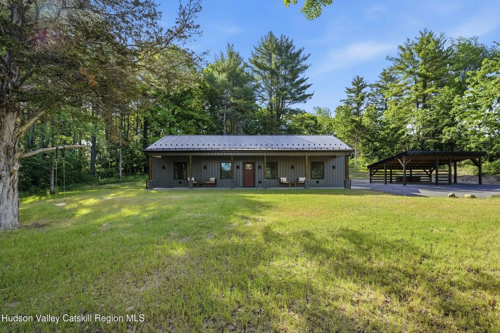4673 U.s. Highway 209, Accord