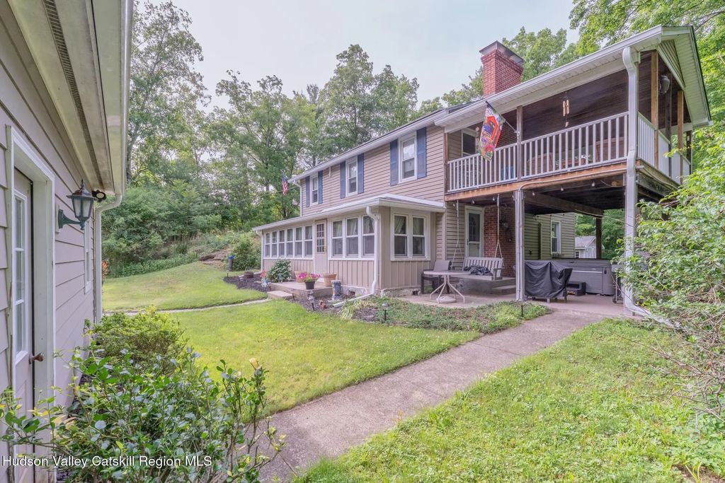 542 Blue Mountain Road, Saugerties