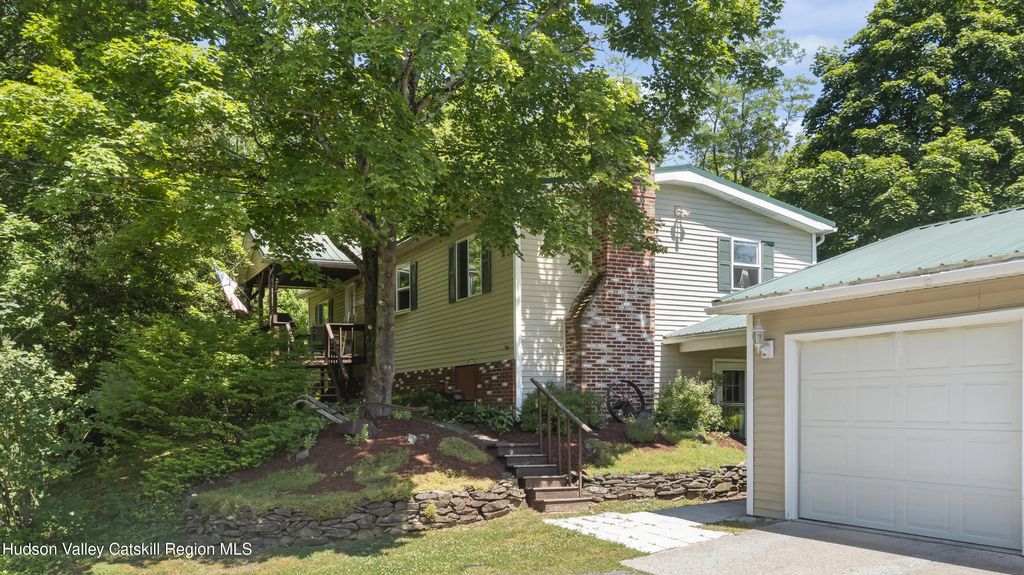 5150 Route 9g, Germantown