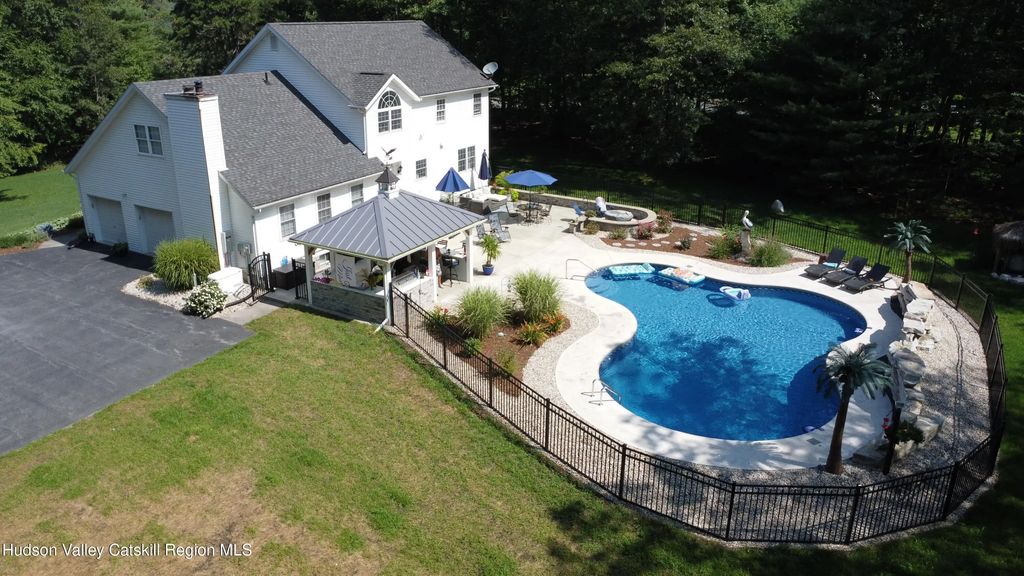 95 Weeds Road, Pine Bush