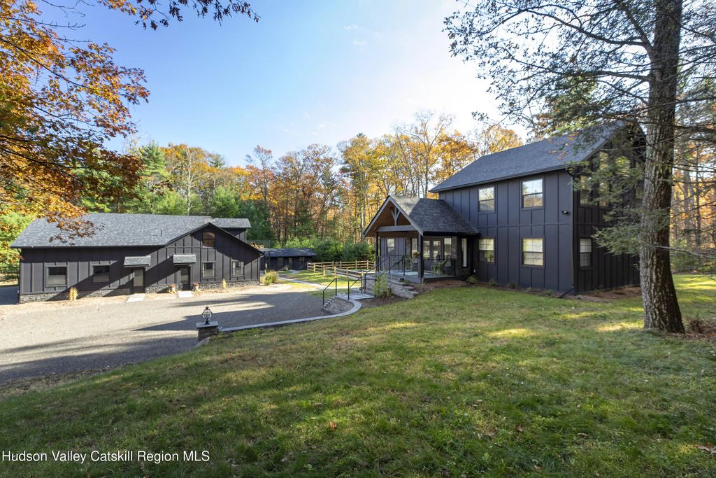 130 Cedar Drive, Kerhonkson