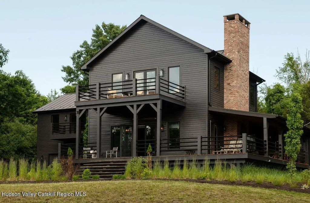 249 Old Saw Mill Road, Germantown
