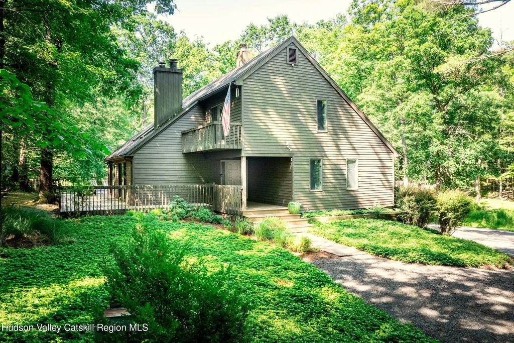 17 Clovewood Road, High Falls