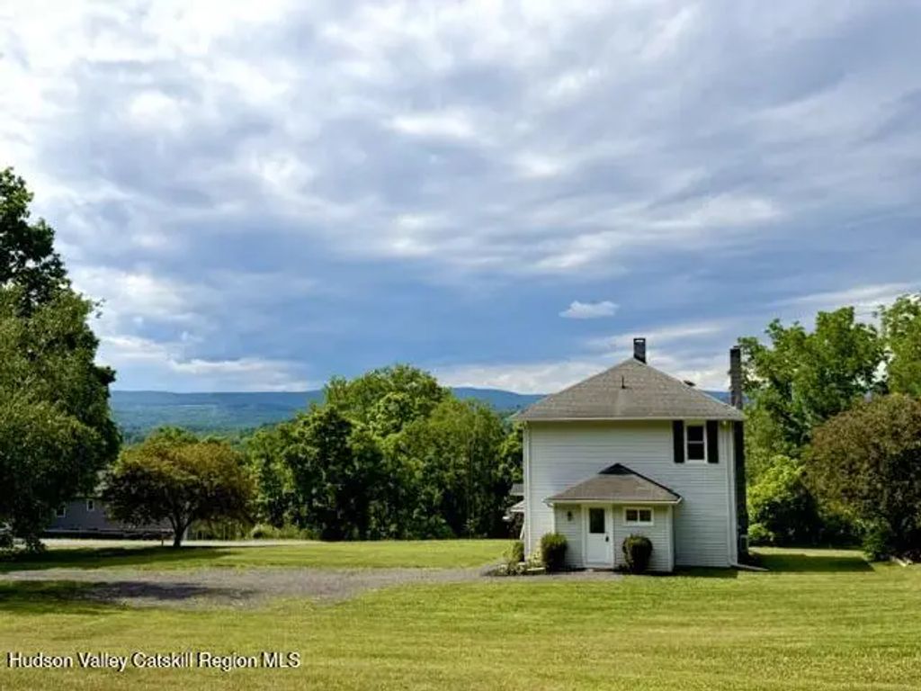 40 Highland Avenue, Kerhonkson