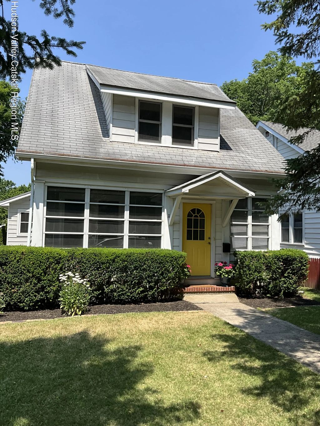 11 N Manheim Boulevard, New Paltz