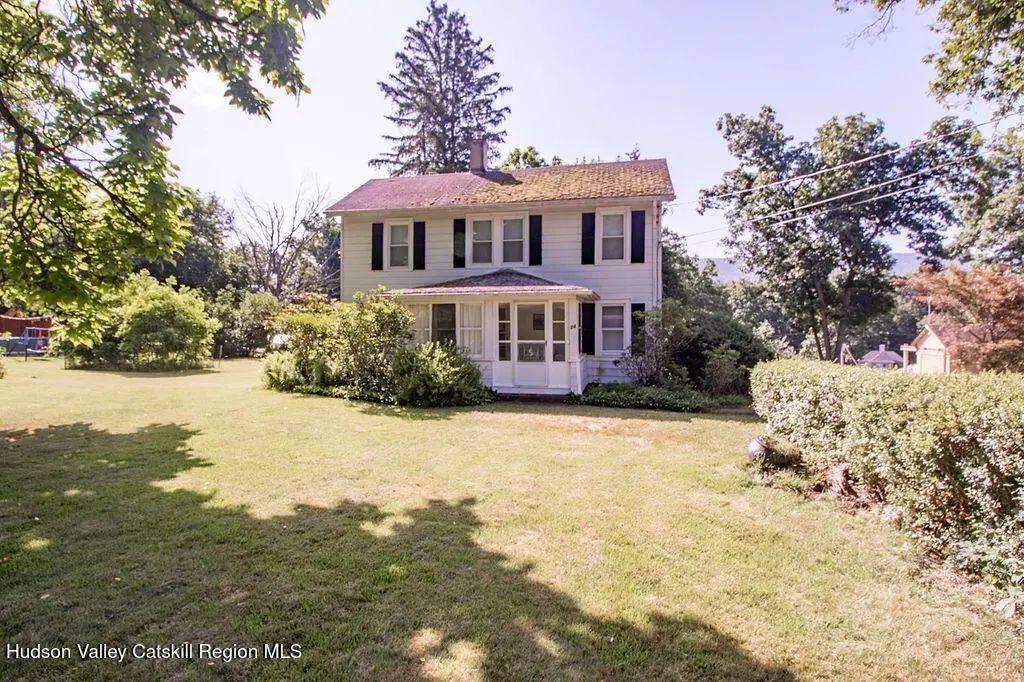 24 Hill Street, Napanoch
