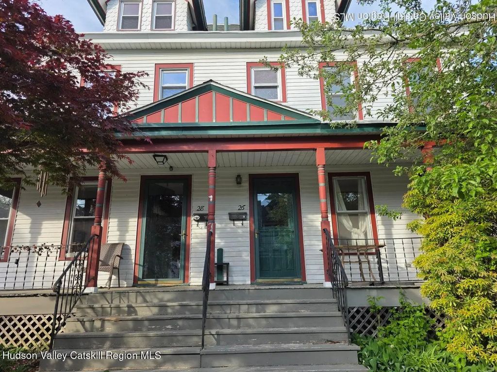 26 Lafayette Avenue 26, Kingston