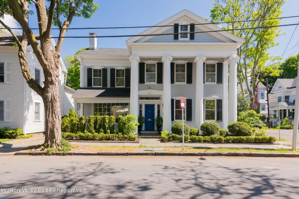 120 Saint James Street, Kingston