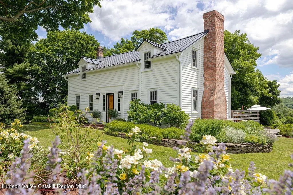 144 Ny-217, Hudson