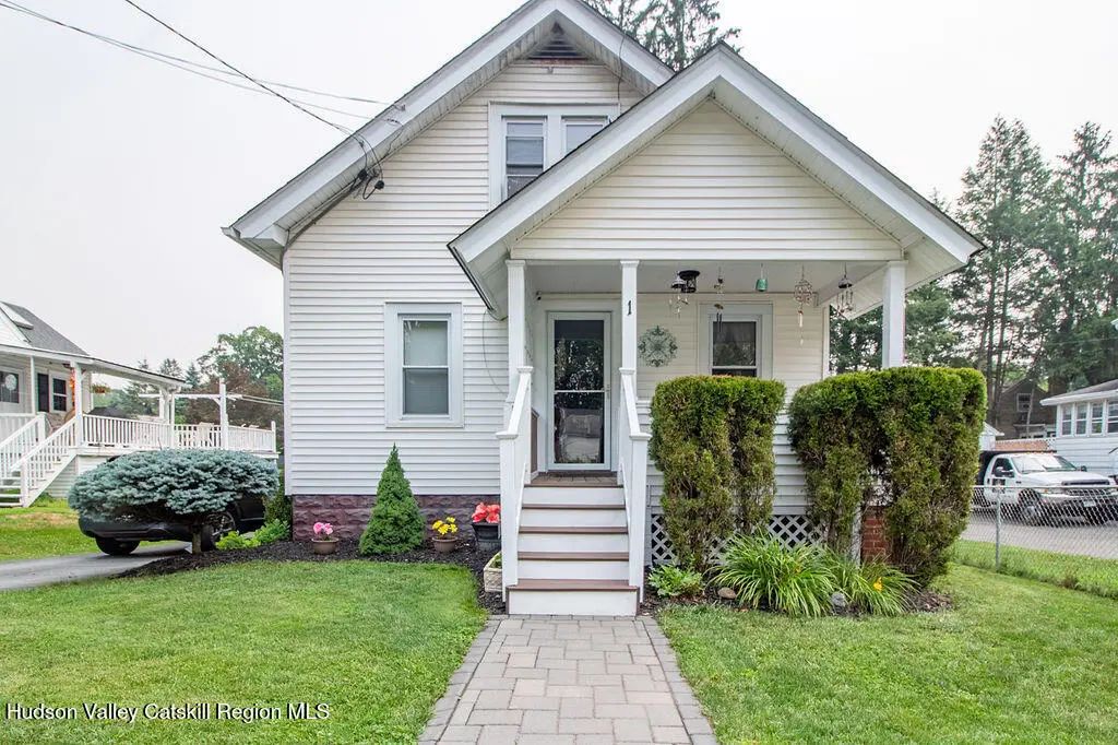 1 Carnation Avenue, Ellenville