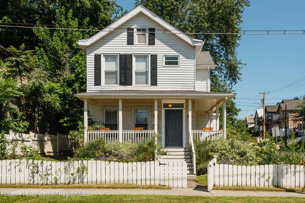 328 Hasbrouck Avenue, Kingston