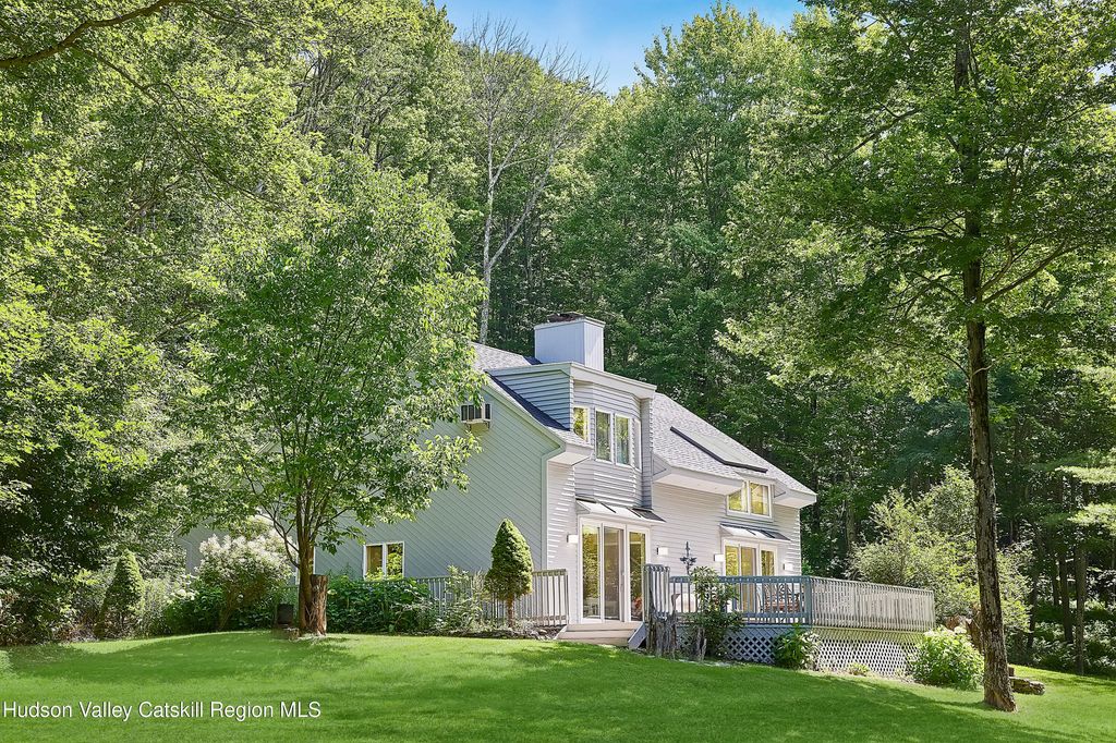 382 Catskill Drive, Andes