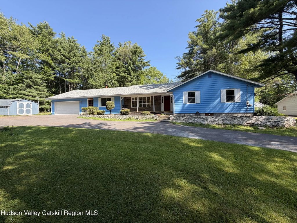 22 Elm Lane Lane, Greenville