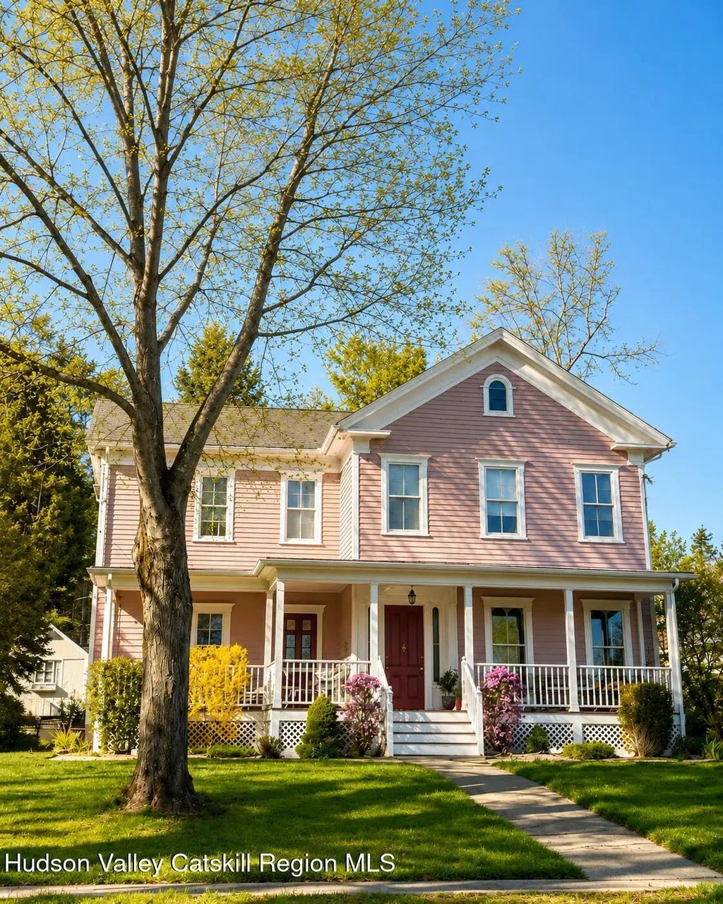 28 Simmons Street, Millerton