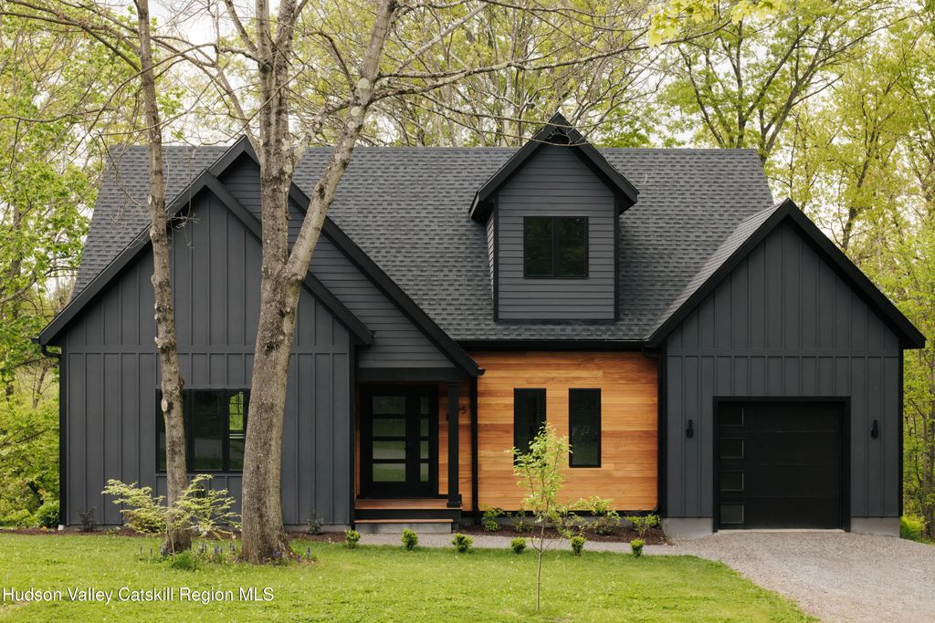 75-83 Cheviot Road, Germantown
