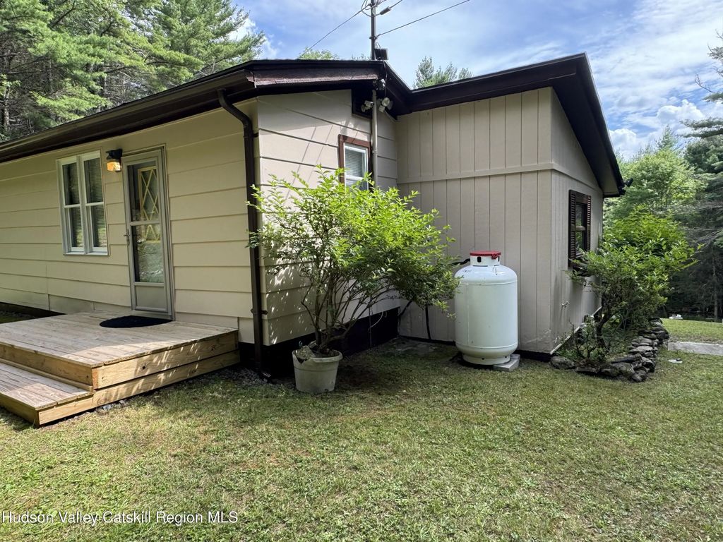 44 Alpine View Road, Prattsville