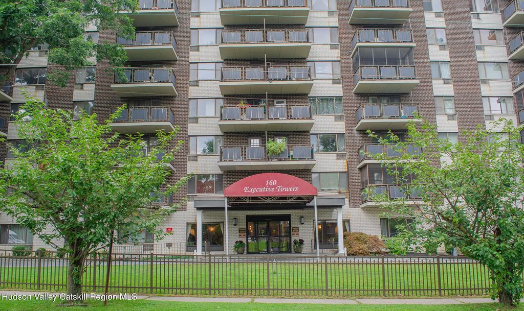 160 Academy Street 6c, Poughkeepsie