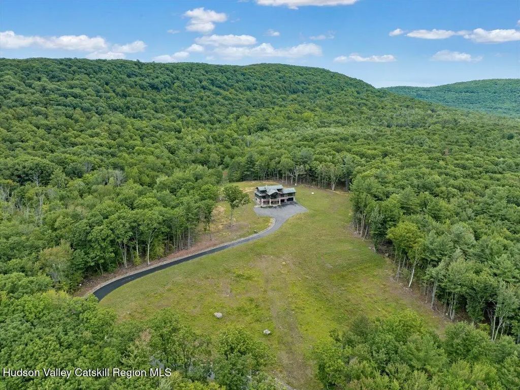 1 Estate View Drive, Windham