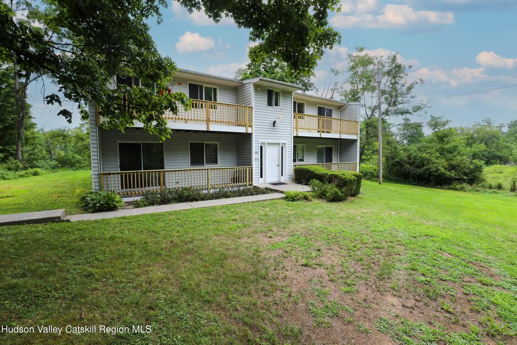 126 Main Street, Esopus