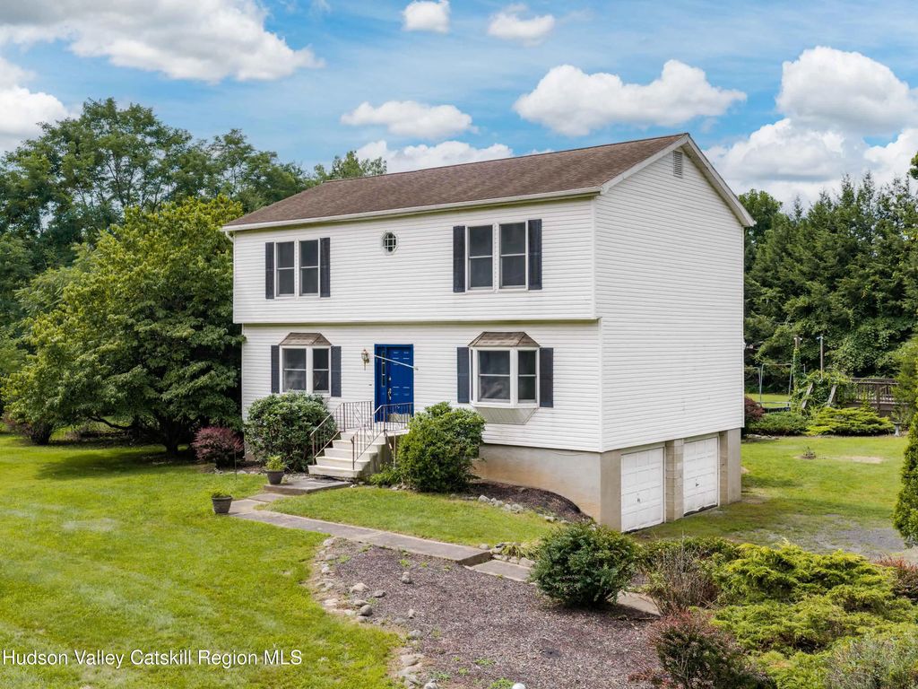 233 Queens Highway, Kerhonkson