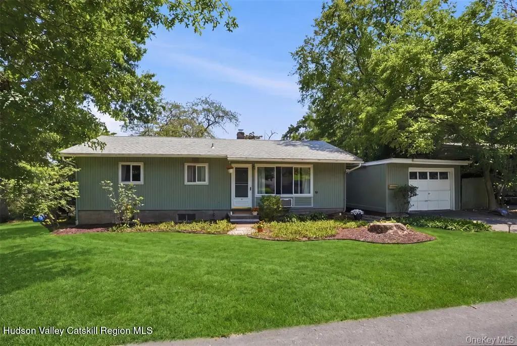 18 Harrington Street, New Paltz