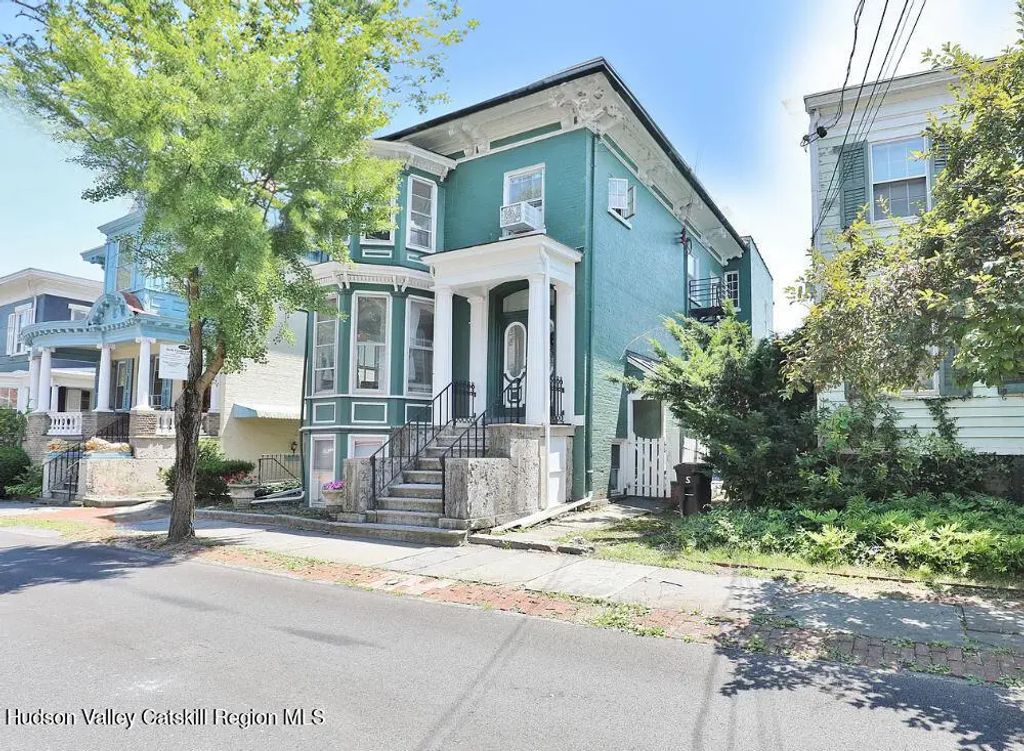 16 John Street 3, Kingston