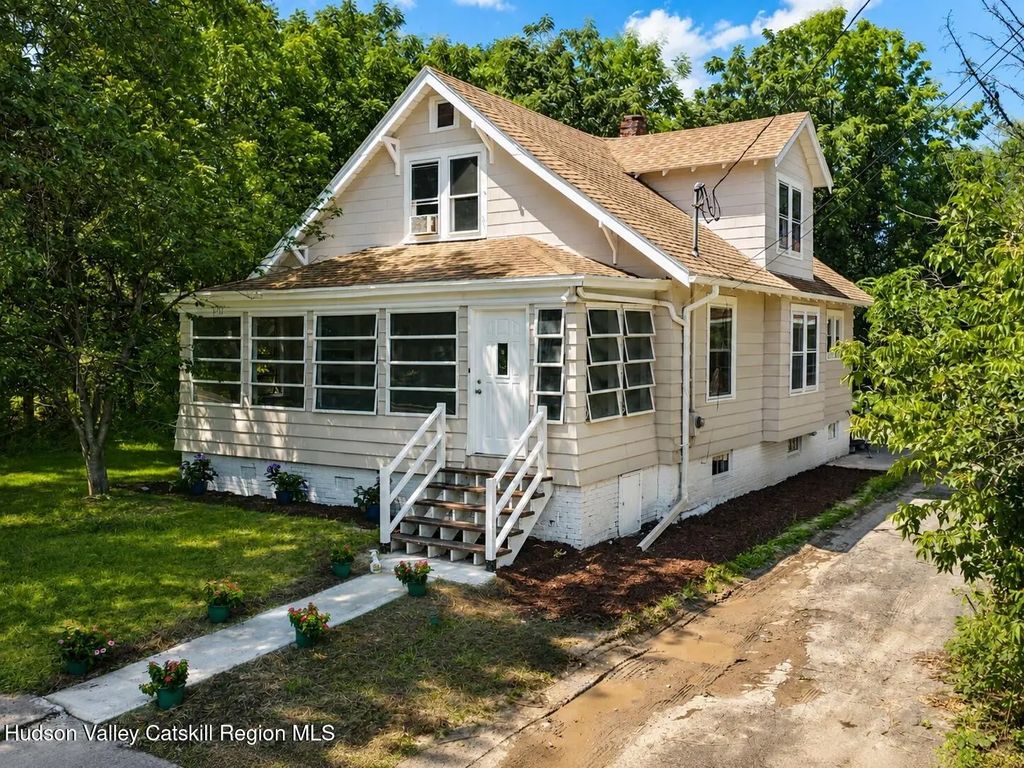 156 W Bridge Street, Catskill