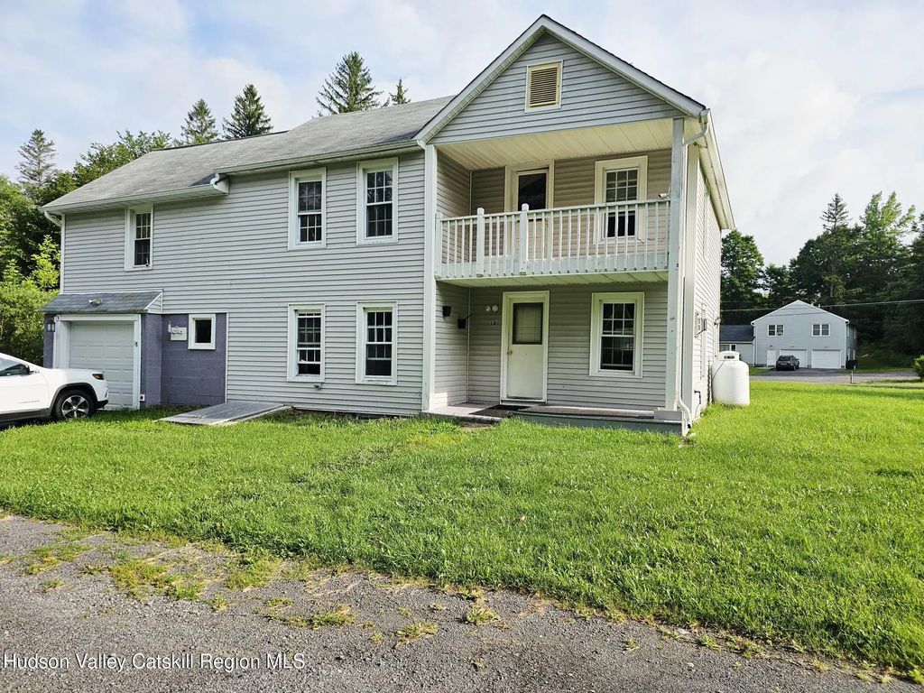 18 Merridale Lane, Berne