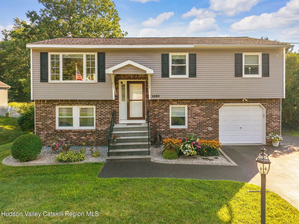 1090 Watervliet Shaker Road, Colonie