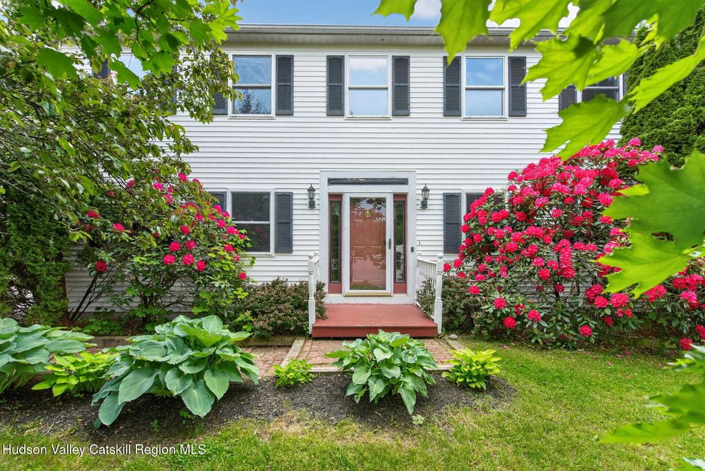 6427 Peters Lane, Valatie