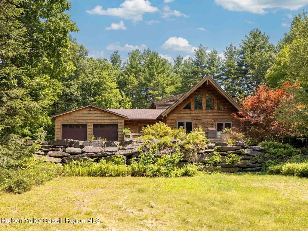 11 Spruce Hill Road, Olivebridge