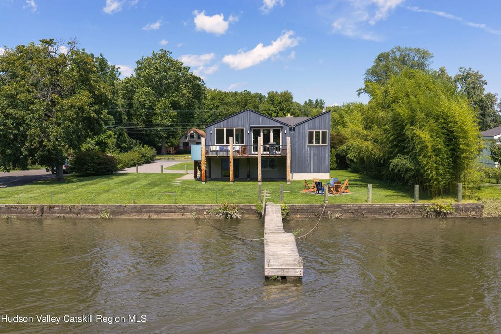 114 Lighthouse Drive, Saugerties