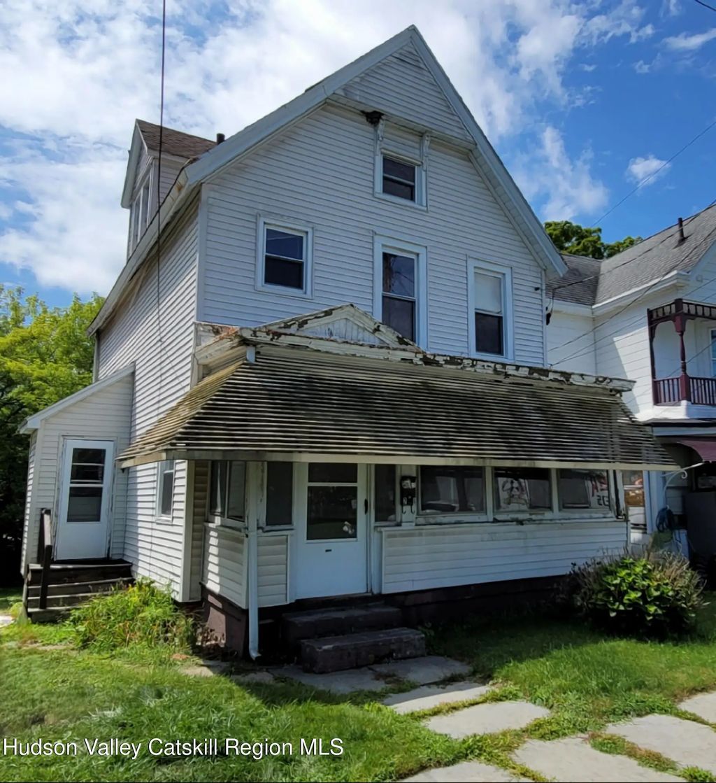 24 S Clinton Avenue, Kingston