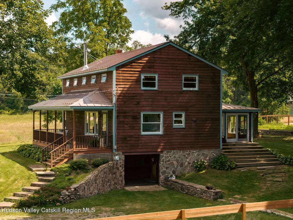1492 County Route 7a, Copake